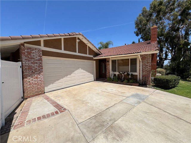 Detail Gallery Image 3 of 37 For 4787 Boardwalk Dr, Riverside,  CA 92503 - 5 Beds | 2 Baths