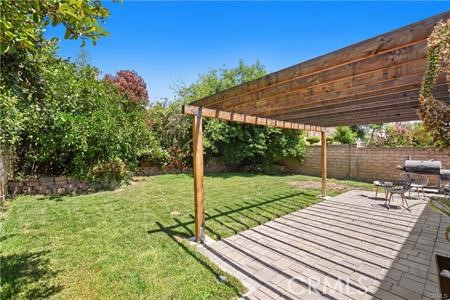 Detail Gallery Image 28 of 29 For 19849 Crystal Ridge Ln, Porter Ranch,  CA 91326 - 3 Beds | 2 Baths