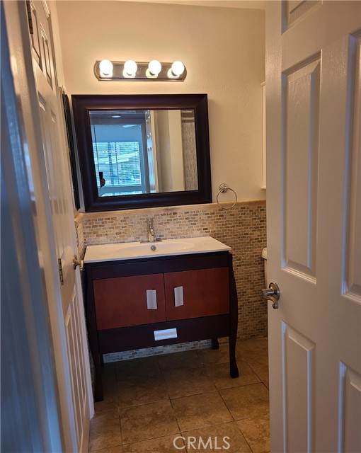 Detail Gallery Image 6 of 15 For 19041 Rockwood Dr, Yorba Linda,  CA 92886 - 2 Beds | 2 Baths