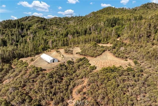 12125 Dry Creek Road, Middletown CA: https://media.crmls.org/medias/cc5de368-93fb-443b-8fc3-d893d5ab4d29.jpg