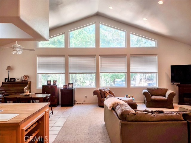 Detail Gallery Image 1 of 30 For 2949 Buckingham Dr, Kelseyville,  CA 95451 - 3 Beds | 2 Baths