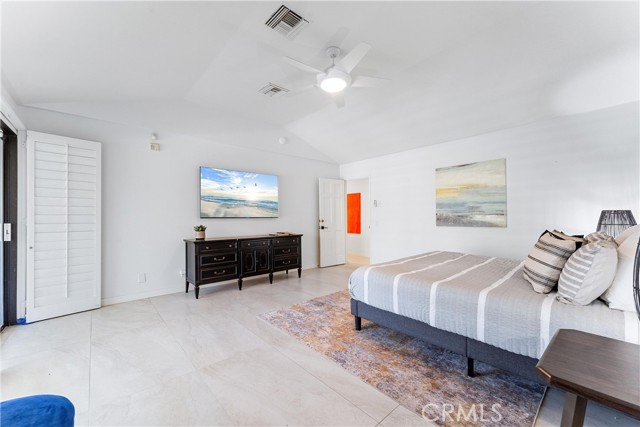 1045 E Deepak Road, Palm Springs CA: https://media.crmls.org/medias/cc5f95fd-4ada-414c-9013-a8b0812fe7a4.jpg