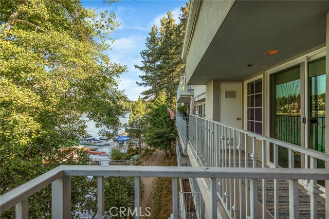366 Lake Resort, Lake Arrowhead, CA 92352