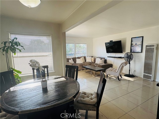 12155 Dunrobin Avenue, Downey CA: https://media.crmls.org/medias/cc61997b-a8b6-44a0-9b06-2911c3fdcb80.jpg