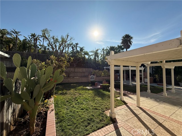 Detail Gallery Image 25 of 27 For 1354 Williamsburg Ln, Corona,  CA 92882 - 4 Beds | 3 Baths