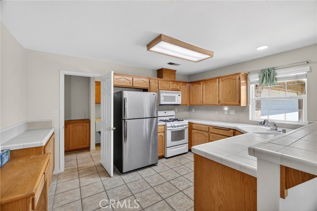 Detail Gallery Image 12 of 56 For 21 Sunflower Ct, Chico,  CA 95926 - 3 Beds | 2 Baths