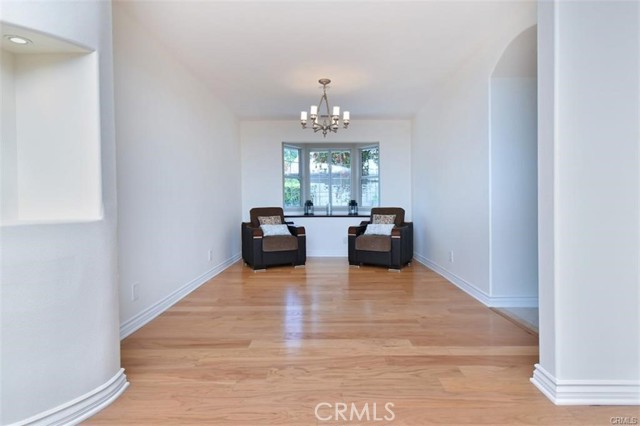 23937 Pentland Street photo 9