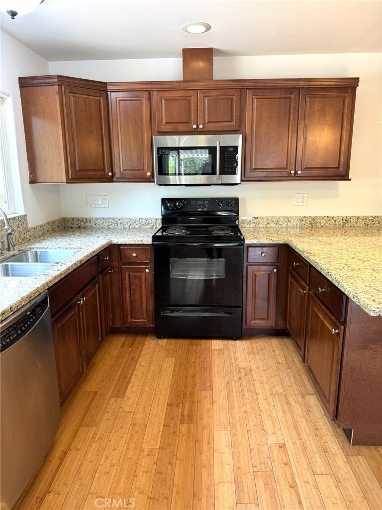 MLS #SR25183513 img 11