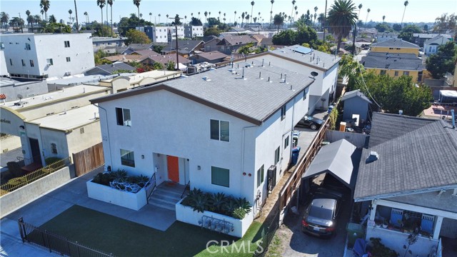 Detail Gallery Image 3 of 15 For 630 W 79th, Los Angeles,  CA 90044 - – Beds | – Baths