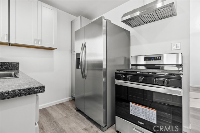 142 S Savannah Street, Los Angeles CA: https://media.crmls.org/medias/cc631340-dabd-4535-ab60-2f58dbef7875.jpg