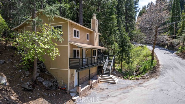 Detail Gallery Image 24 of 26 For 26131 Lake Forest Dr, Twin Peaks,  CA 92391 - 3 Beds | 3 Baths