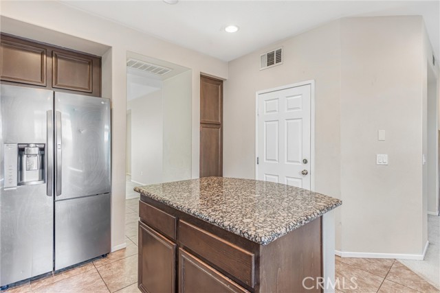 Detail Gallery Image 11 of 35 For 22350 Blue Lupine, Grand Terrace,  CA 92313 - 3 Beds | 2/1 Baths
