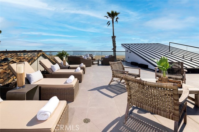 1350 Oceanfront, Newport Beach, California 92661, 5 Bedrooms Bedrooms, ,5 BathroomsBathrooms,Residential Purchase,For Sale,Oceanfront,OC21177909