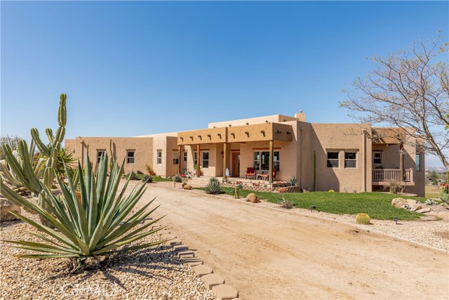 35155 Sawh Court, Sage CA: https://media.crmls.org/medias/cc6541e0-bb4a-4e2c-8edd-7bf292889a16.jpg