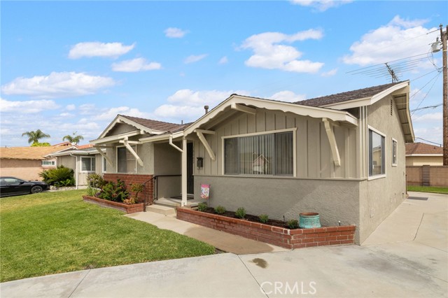 Detail Gallery Image 5 of 36 For 18002 Belshire Ave, Artesia,  CA 90701 - 3 Beds | 2 Baths