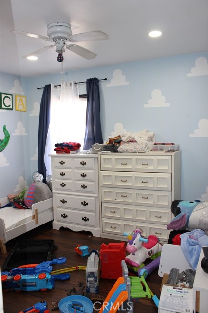 Detail Gallery Image 10 of 17 For 967 E Columbia, Pomona,  CA 91767 - 3 Beds | 2 Baths