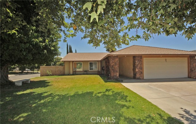 2558 Christine St, San Bernardino, CA 92407