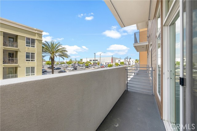 Detail Gallery Image 12 of 27 For 168 S Monterey St #403,  Alhambra,  CA 91801 - 2 Beds | 2 Baths