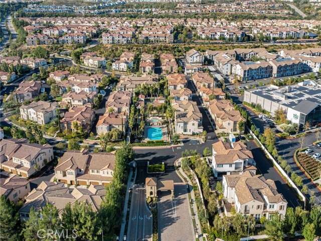 Detail Gallery Image 34 of 35 For 11244 Paseo Del Cielo, Porter Ranch,  CA 91326 - 2 Beds | 2 Baths