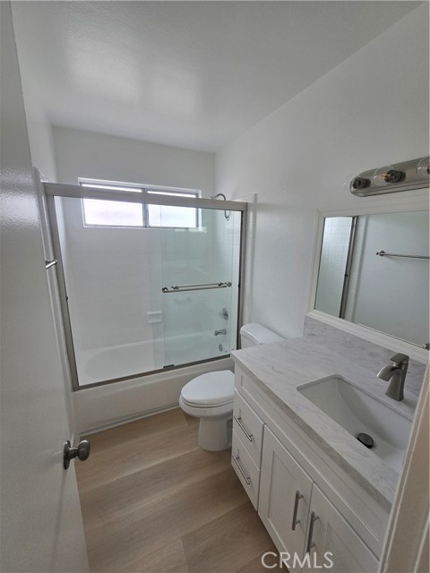 16701 Sims Lane, Huntington Beach CA: https://media.crmls.org/medias/cc67fd35-33ba-4b6c-9161-2f9cfce77876.jpg