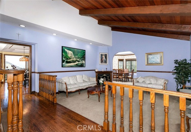 Detail Gallery Image 22 of 75 For 24300 Sylvan Glen Rd, Calabasas,  CA 91302 - 5 Beds | 3 Baths