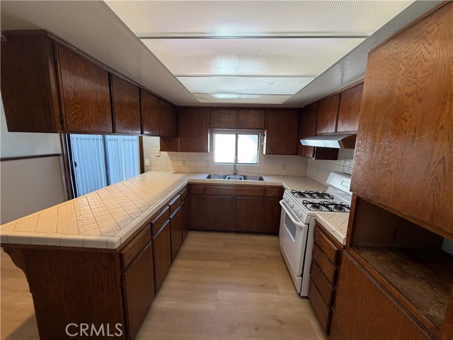 Detail Gallery Image 8 of 24 For 228 E Culver, Orange,  CA 92866 - 3 Beds | 1/1 Baths