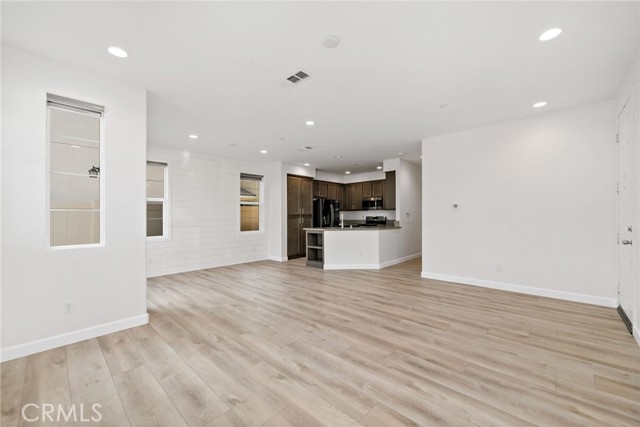3908 Boulder Drive, Jurupa Valley CA: https://media.crmls.org/medias/cc693046-7dc7-4a61-b9c3-30e50bb1e5ed.jpg