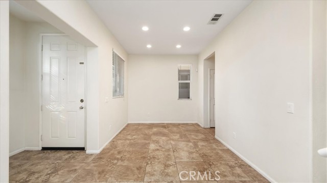 Detail Gallery Image 4 of 25 For 22344 Yorke Rd, Moreno Valley,  CA 92553 - 3 Beds | 2/1 Baths