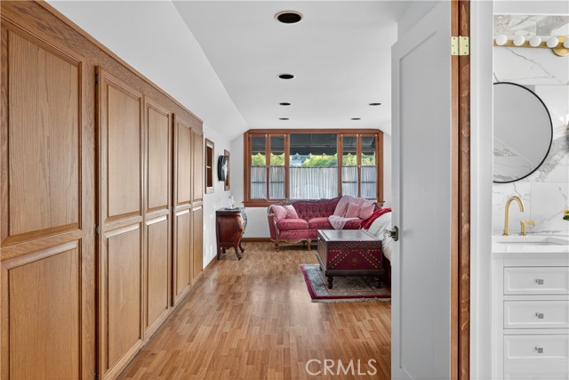 Detail Gallery Image 32 of 54 For 115 Annandale Rd, Pasadena,  CA 91105 - 4 Beds | 3 Baths