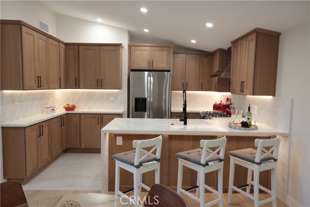 Detail Gallery Image 19 of 21 For 17350 Firma Ct, Granada Hills,  CA 91344 - 3 Beds | 2 Baths