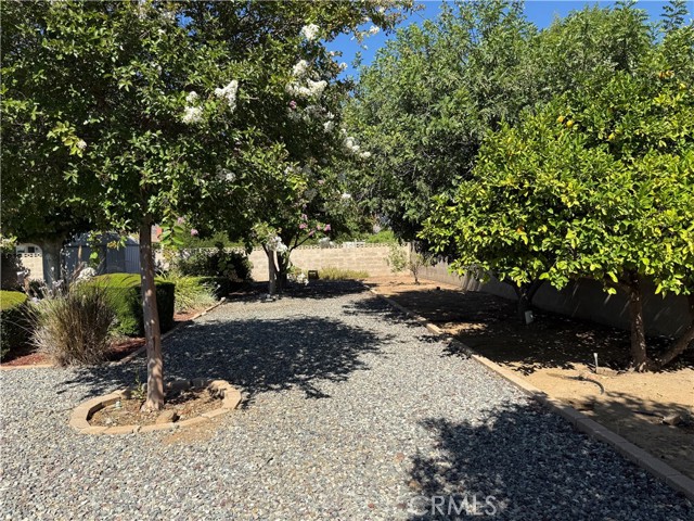 26316 Brandywine Drive, Menifee CA: https://media.crmls.org/medias/cc6bc0c7-972f-4cd3-ad85-e84aa3d33b75.jpg