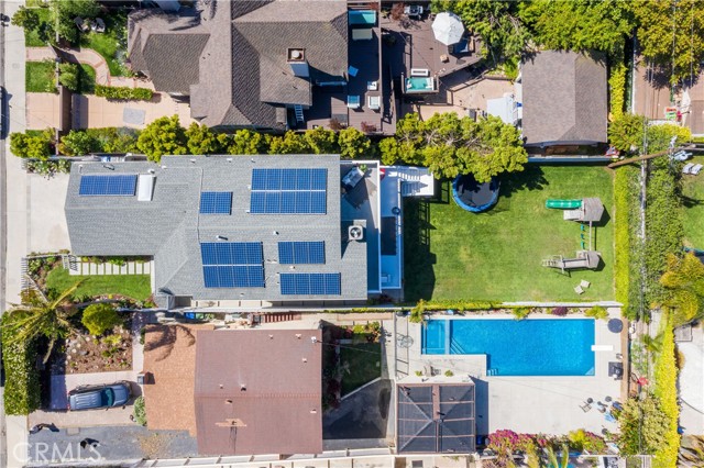 523 Juanita Avenue, Redondo Beach, California 90277, 5 Bedrooms Bedrooms, ,2 BathroomsBathrooms,Residential,Sold,Juanita,SB22083866