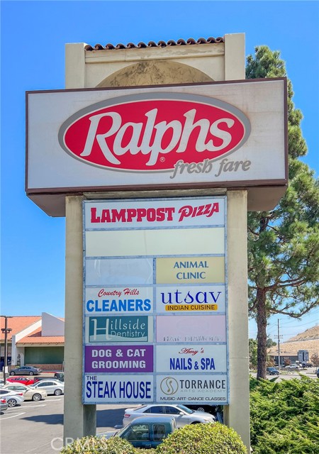 One block away is the Ralphs shopping center with Indian cuisine, Lamppost Pizza, dry cleaners, nails and spa, dentistry, animal care