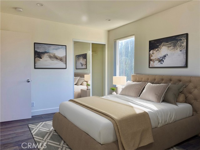 Detail Gallery Image 29 of 38 For 7327 Kester Ave #3,  Van Nuys,  CA 91405 - 4 Beds | 3/1 Baths