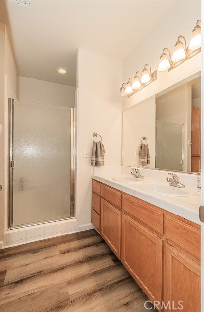 Detail Gallery Image 17 of 31 For 325 Birch Ln, Dinuba,  CA 93618 - 3 Beds | 2 Baths