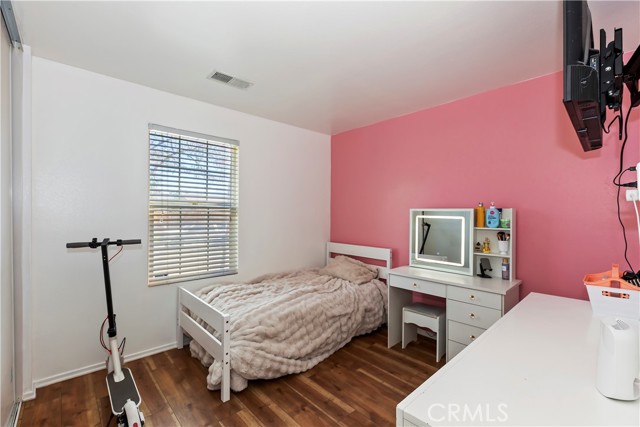 Detail Gallery Image 4 of 27 For 852 Yukon, San Jacinto,  CA 92582 - 3 Beds | 2 Baths