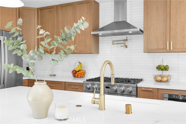 Image 8 of 27 For 2430 Marber  