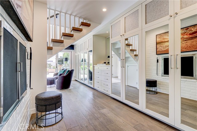 316 5th Street, Manhattan Beach CA: https://media.crmls.org/medias/cc7001e0-65c1-4150-a4a3-28ee1f2f2d5e.jpg