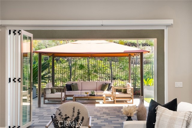 Image 8 of 63 For 20 Tandeo Drive