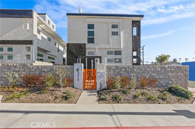 Front Image Thumbnail for CRPW26053645