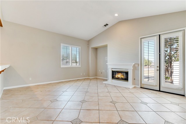 Detail Gallery Image 21 of 75 For 18614 Glass Mountain Dr, Riverside,  CA 92504 - 4 Beds | 3/1 Baths