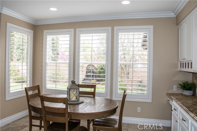 1671 Fairway Drive, Corona CA: https://media.crmls.org/medias/cc733590-9d5d-44f6-a862-7334398e141d.jpg