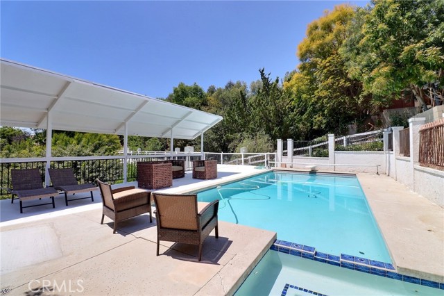 2243 Feather Rock Road, Diamond Bar CA: https://media.crmls.org/medias/cc7366a5-8a31-4b4c-9a95-4463b201ee04.jpg
