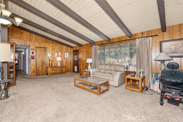 37876 Road 600, Raymond CA: https://media.crmls.org/medias/cc73e46a-f74c-48b6-bf9f-9a02bffa7d94.jpg