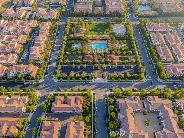 115 Hollow Tree, Irvine CA: https://media.crmls.org/medias/cc73e9a7-4428-454c-bb7e-7f7d1bfb3179.jpg