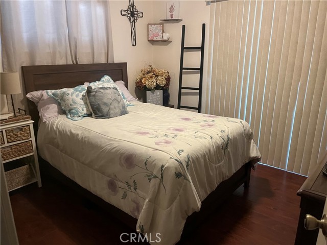 10457 50th Street, Jurupa Valley CA: https://media.crmls.org/medias/cc746037-8c57-4aec-83cf-6efff6429a8b.jpg
