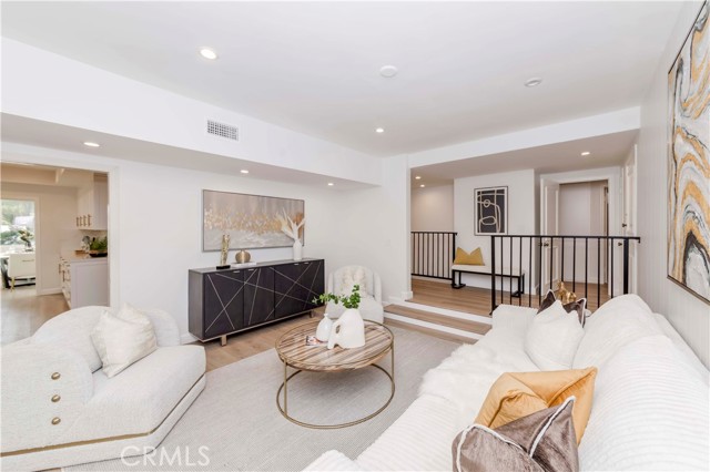 Detail Gallery Image 32 of 50 For 324 S Elm #101,  Beverly Hills,  CA 90212 - 4 Beds | 4/1 Baths