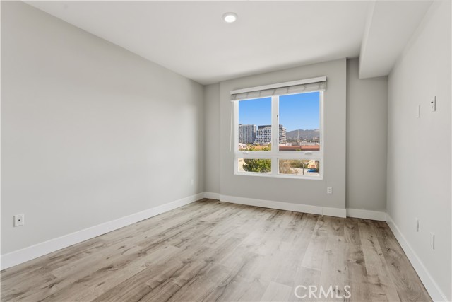 5820 La Mirada Avenue, 401 photo 18