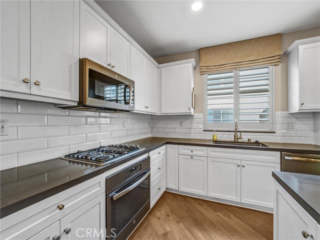 Detail Gallery Image 7 of 18 For 2253 Apple Ct, Upland,  CA 91786 - 3 Beds | 2/1 Baths