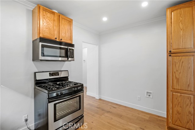 Detail Gallery Image 12 of 50 For 1116 E Doran St, Glendale,  CA 91206 - – Beds | – Baths